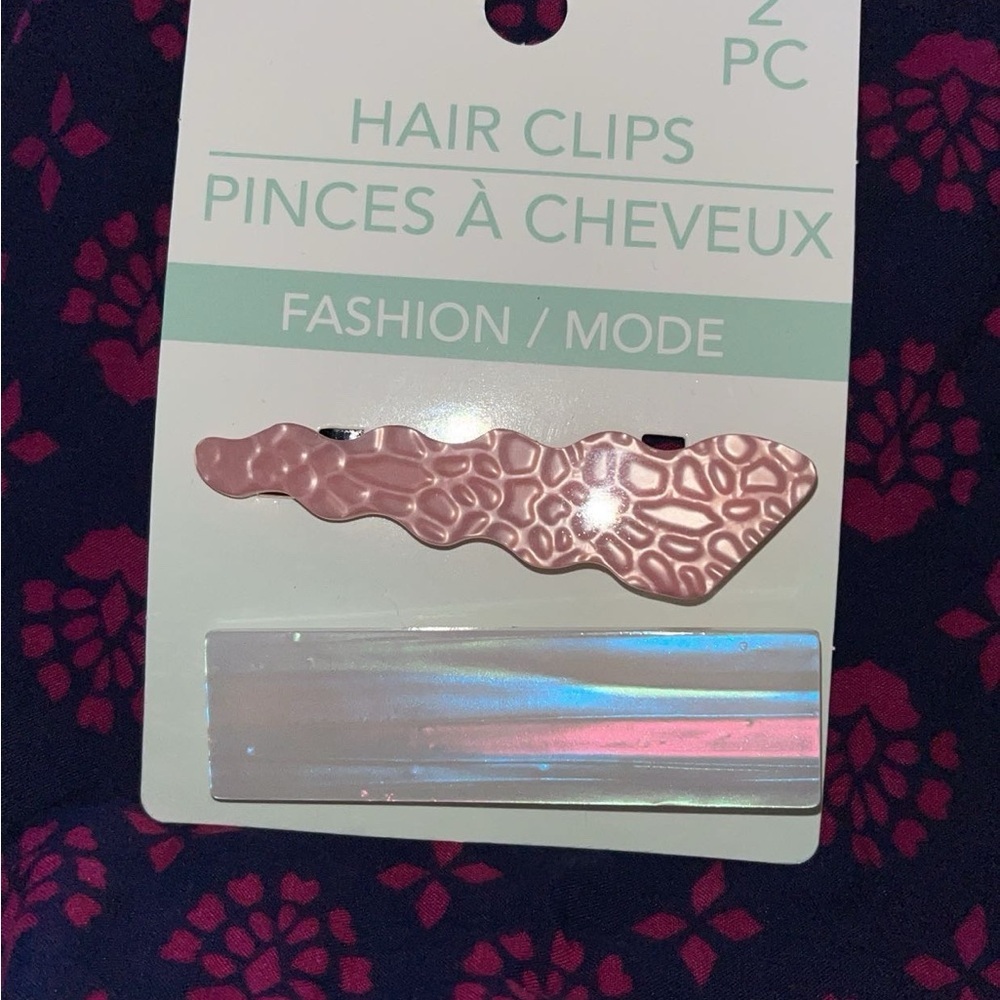 Pink Hair Clips - Picture 1 of 1